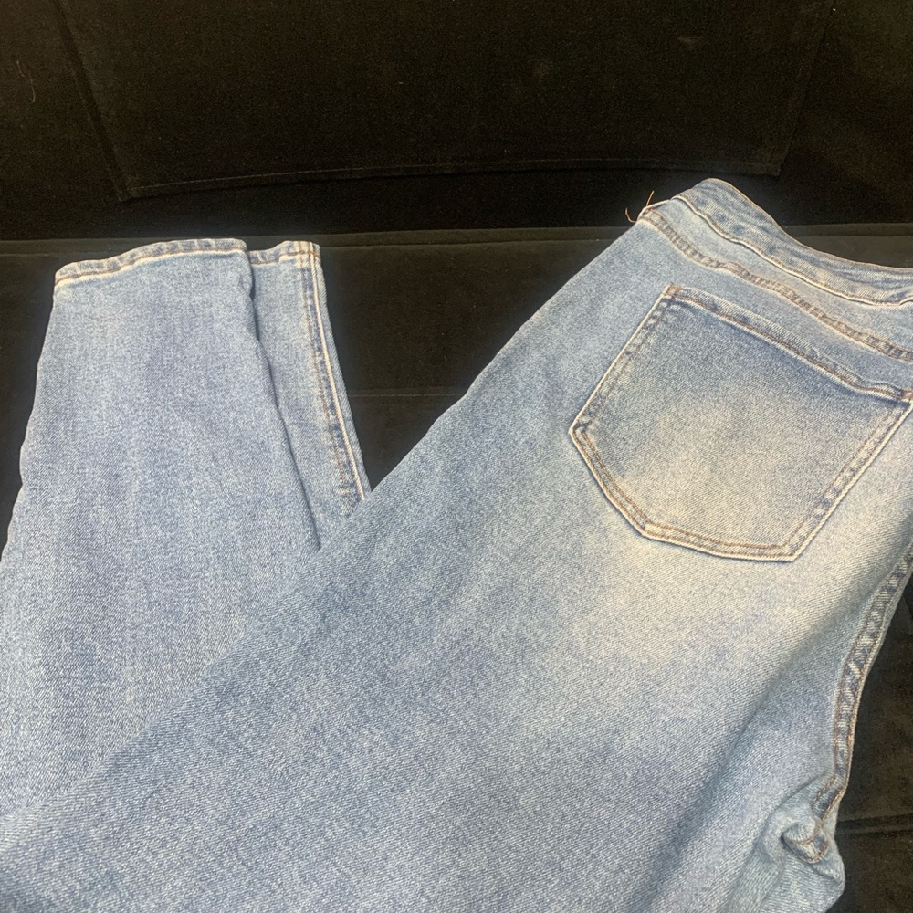 Light Wash Straight-Leg Jeans — High-Rise Women's Denim